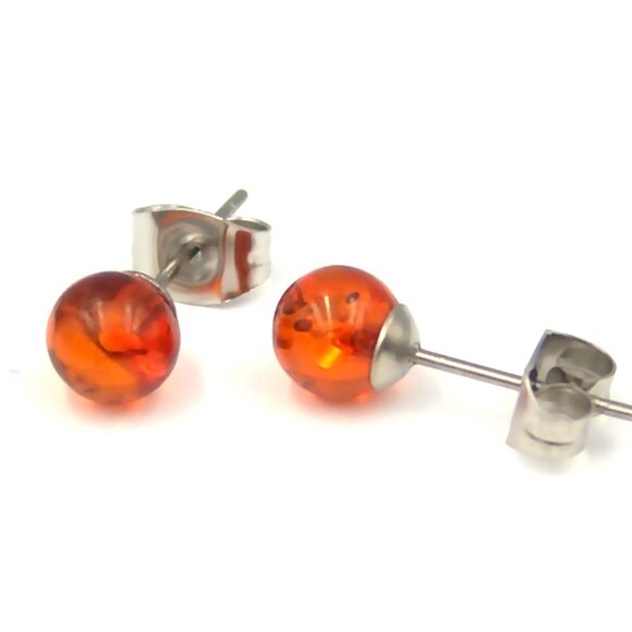 Genuine Amber Stud Earrings Hypoallergenic Surgical Steel 6 mm - Picture 1 of 4